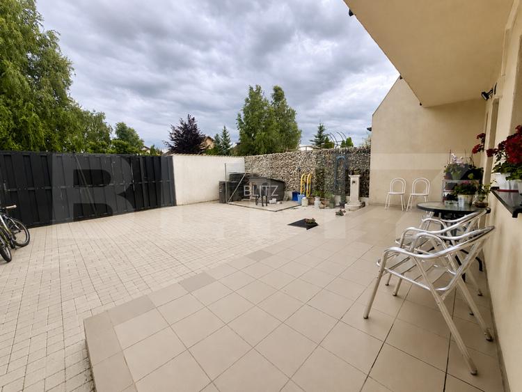 Duplex cochet de vânzare în Sânpetru | Curte amenajată | Foisor - 11