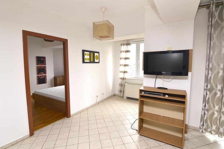 VANZARE APARTAMENT 2 CAMERE DECEBAL – STR. INVINGATORILOR
