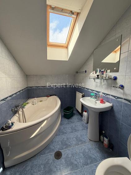 Apartament tip mansarda - 3 camere - 2 bai - Valea Aurie - 5