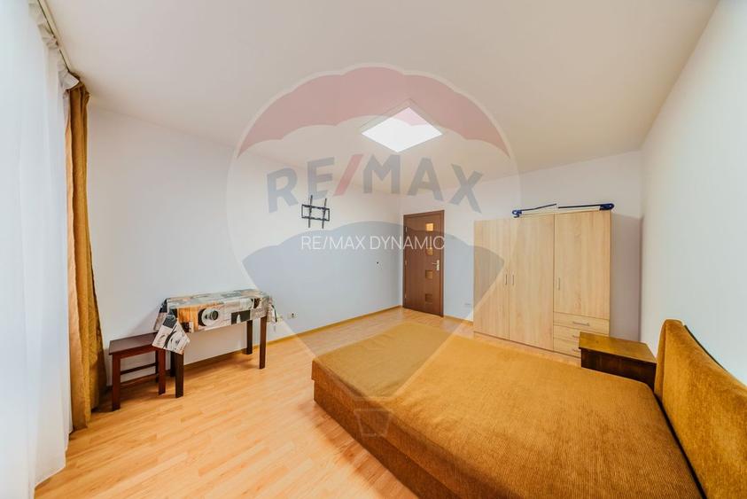 Apartament in zona Podgoria pretabil si ca spatiu de birou - 3