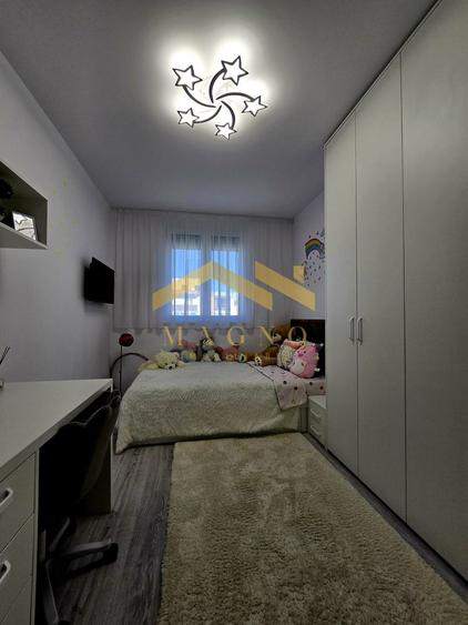 Apartament cu 4 camere de vanzare, Micalaca / Iuliu Maniu Residence
