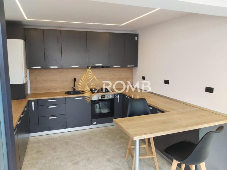 Penthouse 200 mp utili, 400 mp terasa, zona Baciu