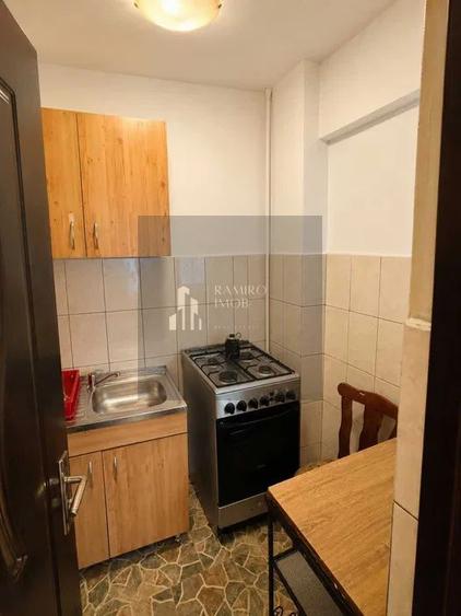 Garsonieră cu Balcon | Titan / Balta Albă | Metrou & ParkLake /10 min