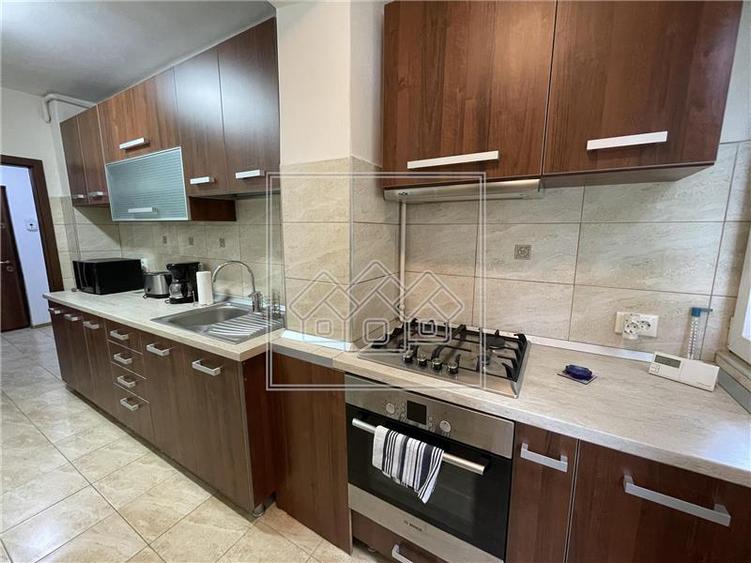 Apartament 2 camere de închiriat, 65 mp, etaj 1, lift - Hipodrom