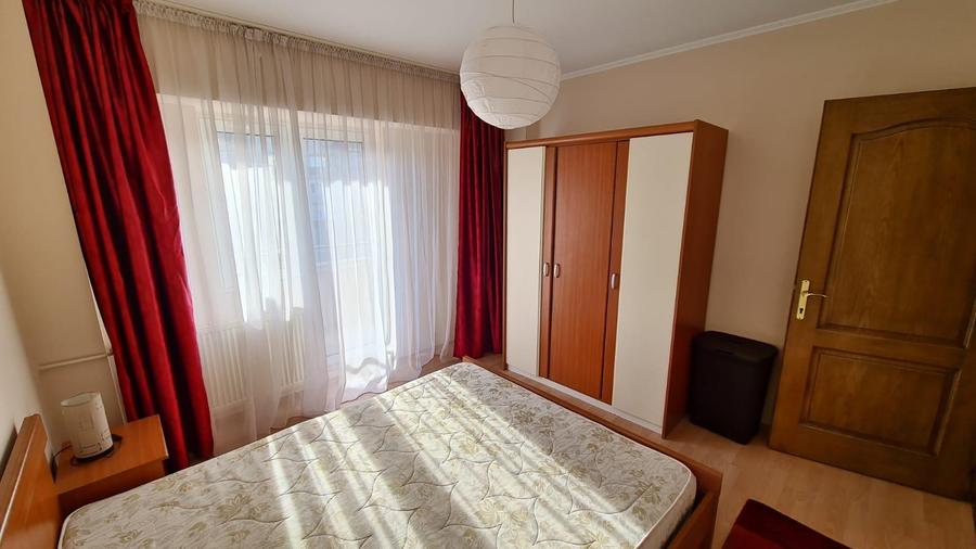 Calea Calarasilor: Apartament cu 2 camere , la cateva minute de Piata Unirii !