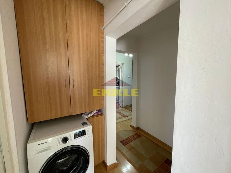 Vânzare apartament 4 camere – zonă Împărat Traian
