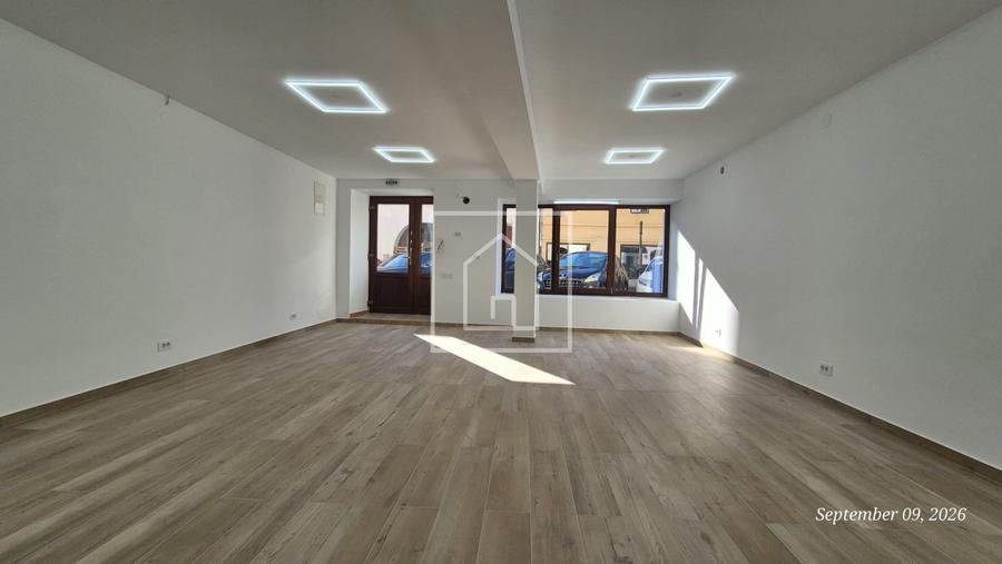 Spațiu comercial 46 mp – vitrină stradală – Centrul Istoric Sibiu