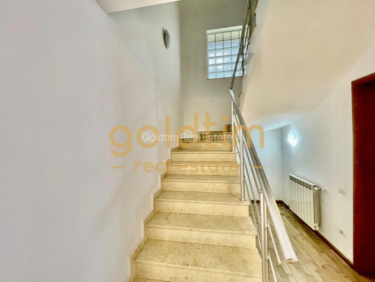 VILA INDIVIDUALA / PISCINA/ GARAJ - 46