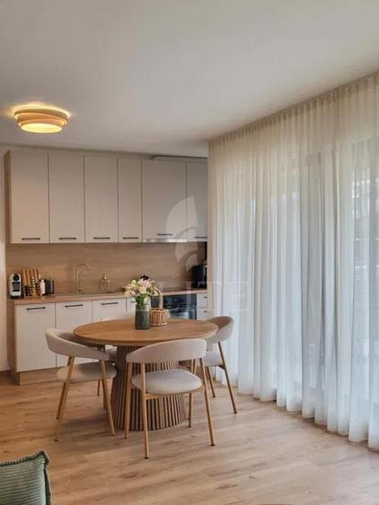 Apartament 3 camere în zona BORHANCI