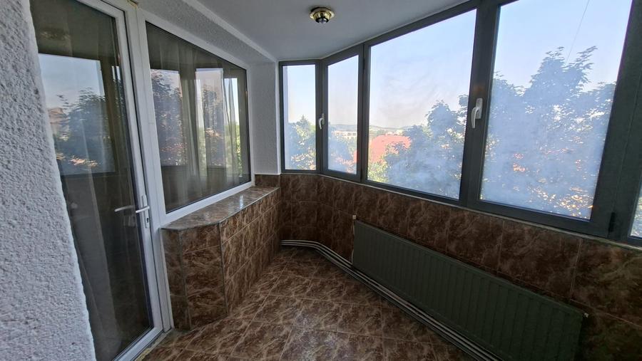 De inchiriat apartament 3 camere, Tg. Mures, Ultracentral