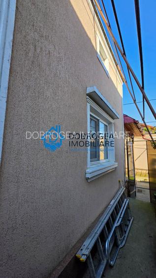 ZONA ULTRACENTRALA-CASA 4 CAMERE , TEREN 228 MP, CENTRALA GAZ - 18