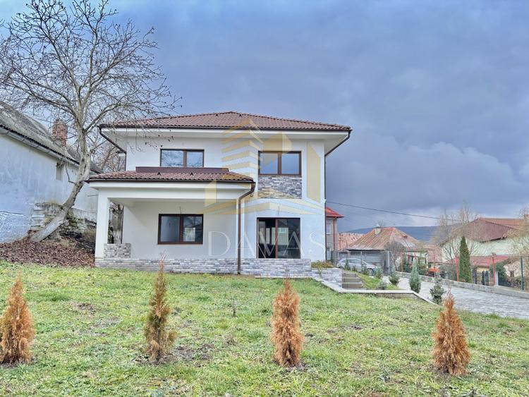Casa individuala de vânzare | Chinteni | terasa | P+E