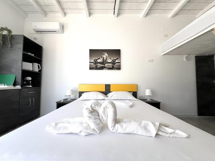 Nibiru, Costinesti. Greek Bungalows , Afacere la Cheie, Prima linie