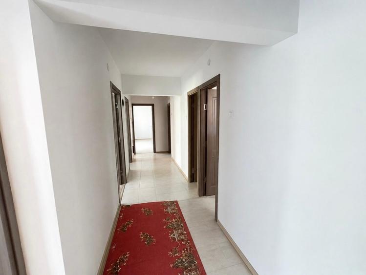 REZERVAT-Apartament-3-Camere-Decomandat-Racadau-Renovat-73mp-Lift