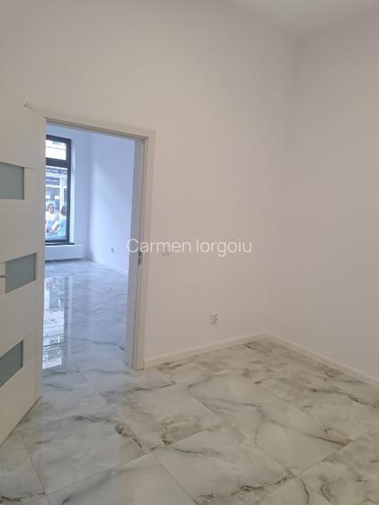 Spațiu Comercial, str.Lanariei 79, Tineretului  - 2