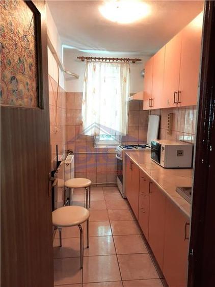 GARSONIERA BLOC MIXT, 1 DECEMBRIE