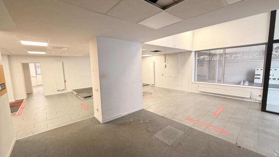 Spatiu comercial in zona centrala, Piata Avram Iancu