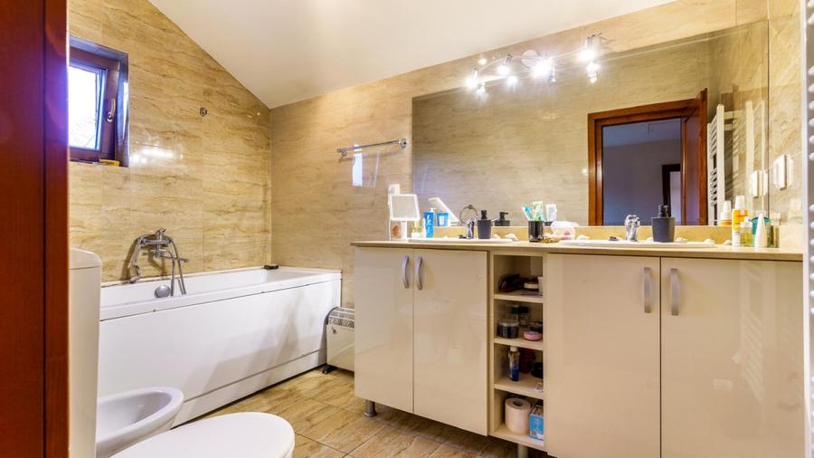 Casă de vânzare – Someșeni, Cluj-Napoca | 497 mp teren | 242 mp utili