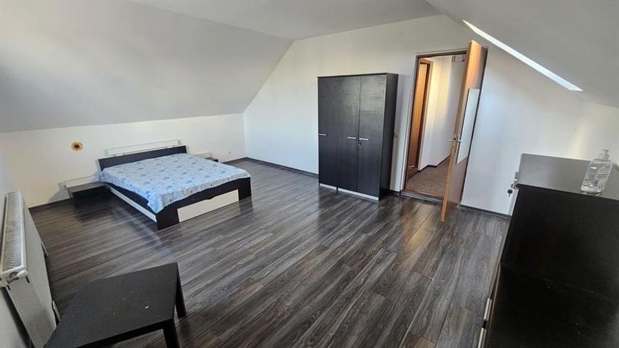 Casa in zona Stadion Sala Polivalenta  pretabila locuit / sediu firma