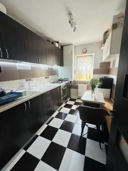 Apartament de vanzare 2 camere,60 mp,Zona Floresti - 2