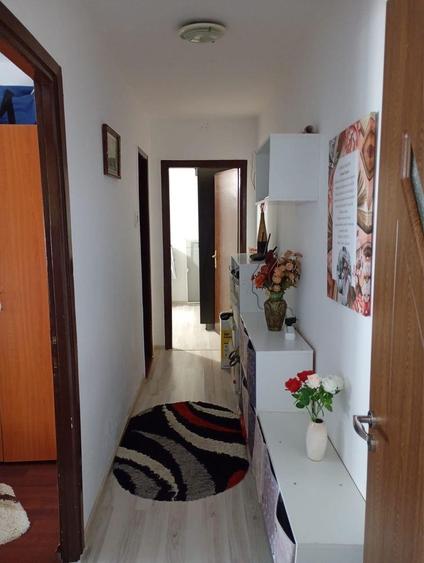 Apartament 3 camere, Valea Rosie