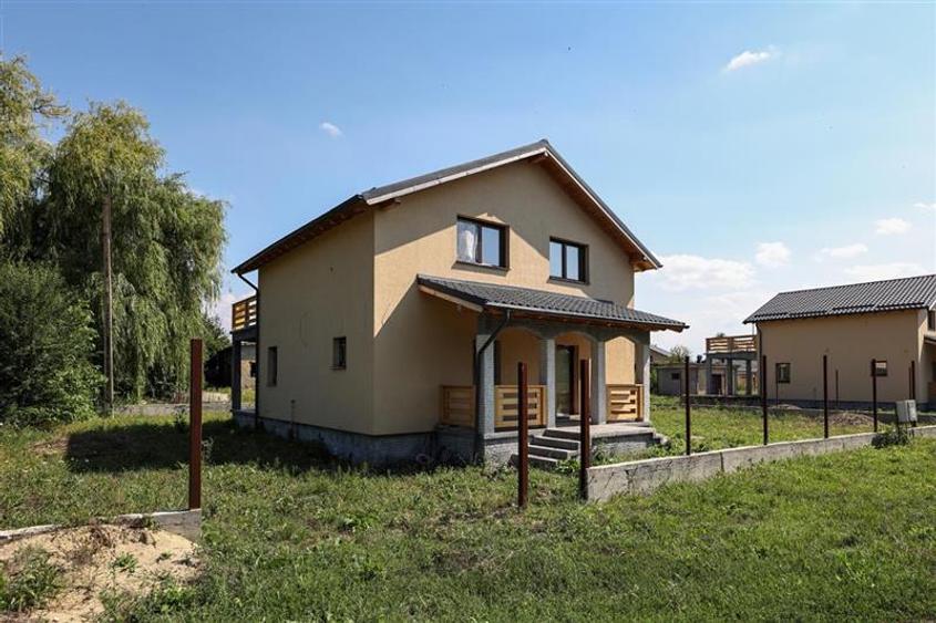 Vanzare Casa la cheie, constructie noua, intabulata,teren 680 mp