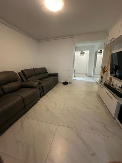 Apartament 4 camere de Vanzare Bragadiru ( zona foarte buna )