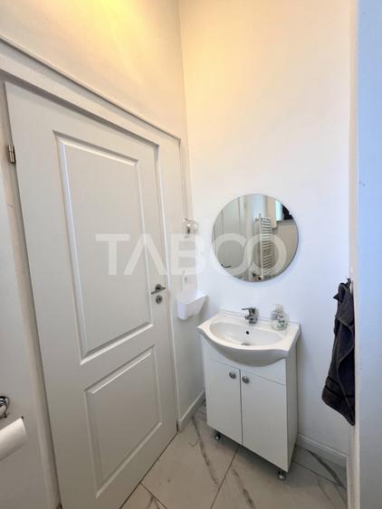 Apartament cu 3 camere si terasa de 14 mp in zona Centrala la cheie