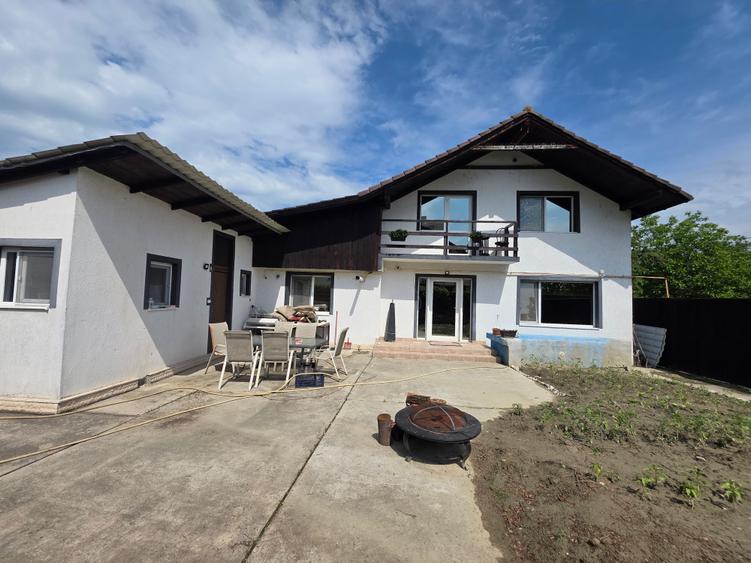 Vand casa P+M zona Ceangai