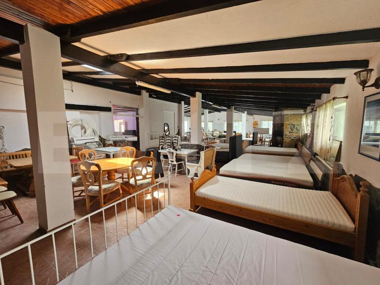 Spațiu comercial 620 mp, fost restaurant, 5 încăperi, 2 birouri, zona Sebeș
