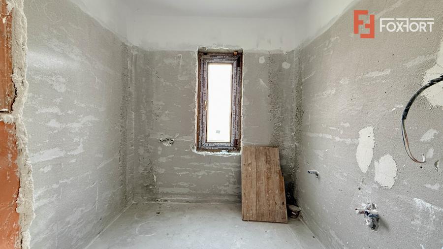 Duplex de vanzare 5 camere cu toate utilitatile - Mosnita Noua