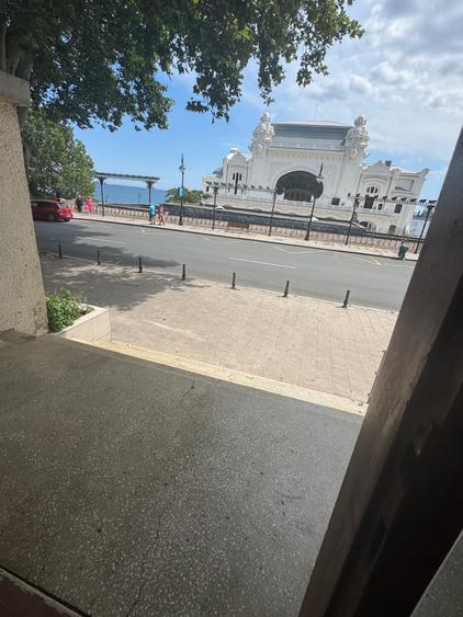 Apartament cu două camere vedere la mare zona Cazino