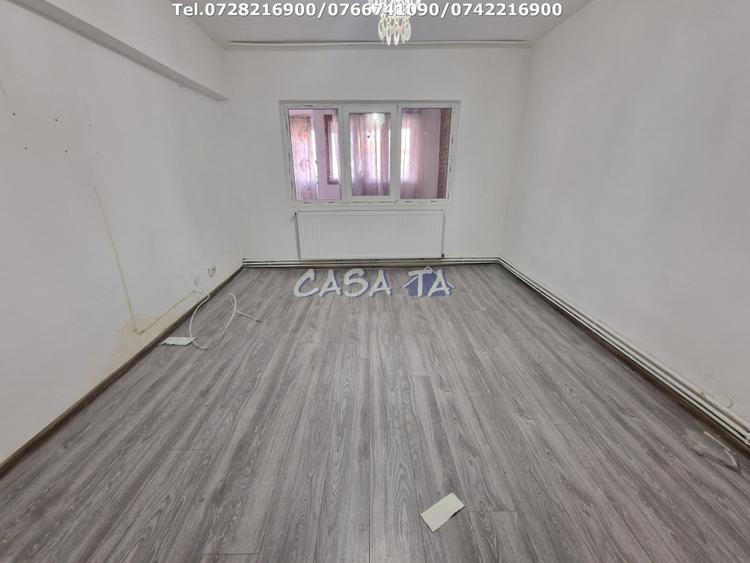 Inchiriere imobil,  3 camere , situat in Targu Jiu,  Str. 23 August