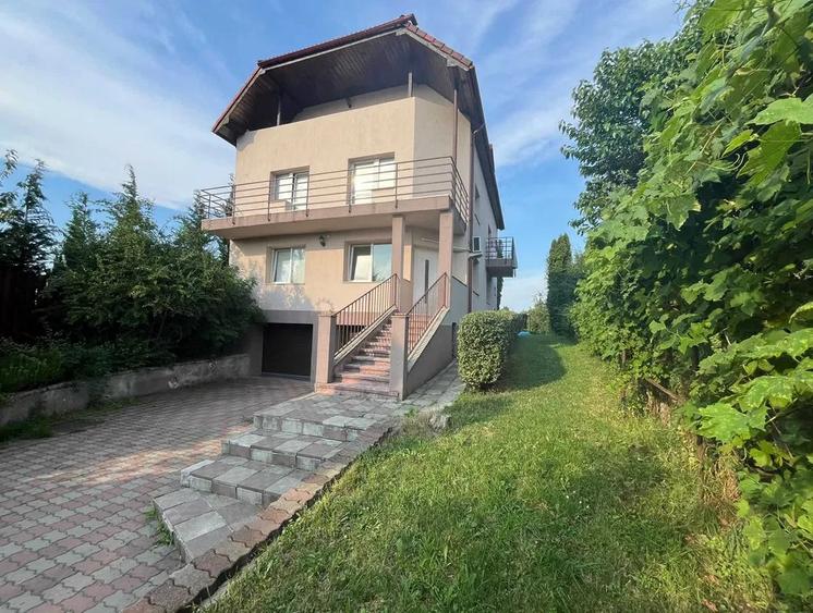 Casa individuală 8 Camere in Feleacu zona Wonderland, 285 mp utili