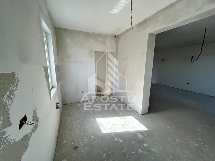 Casa de vanzare tip duplex la cheie Sacalaz