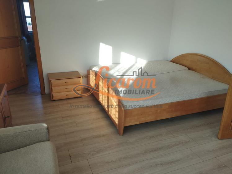 Apartament 3 camere Comuna Cristian,mobilat si utilat 430 euro.