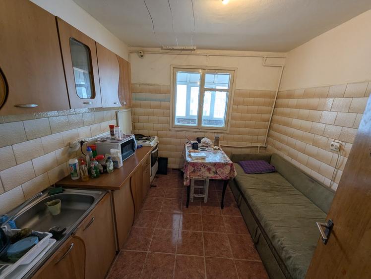 3 camere decomandat Drumul Taberei Bulevardul Ghencea