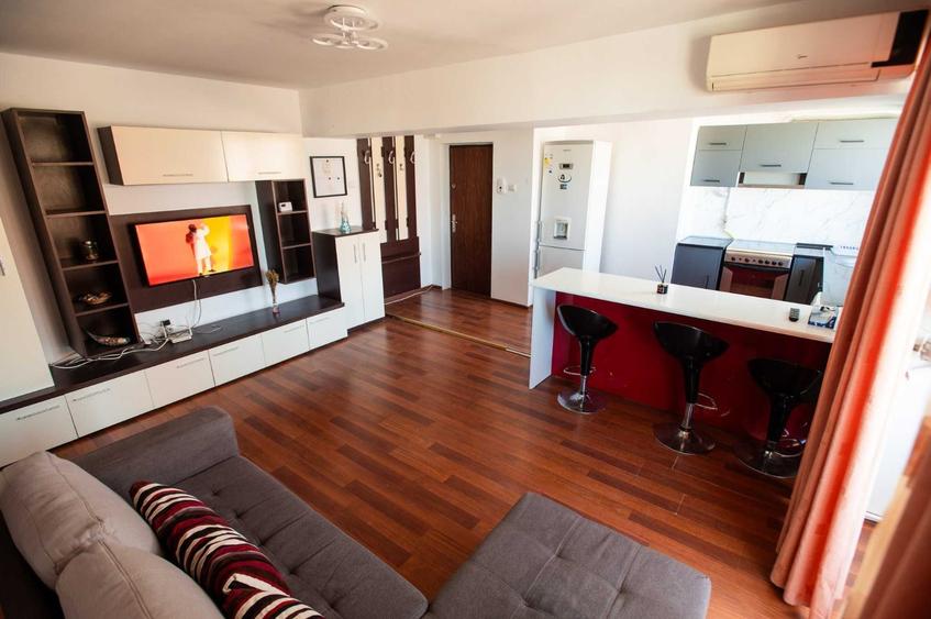 Apartament de vanzare in Constanta zona Piata Ovidiu