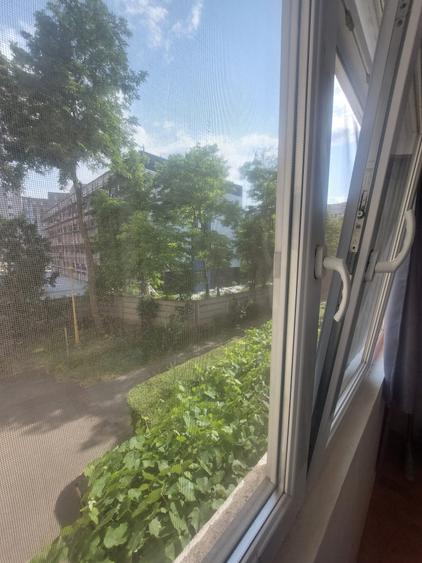 Apartament 2 camere decomandat, etajul 1, zonă centrală ICIL