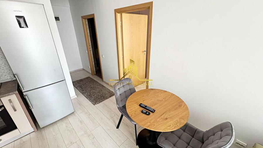2 camere, modern, bloc nou, balcon, parcare, Centru, str Traian