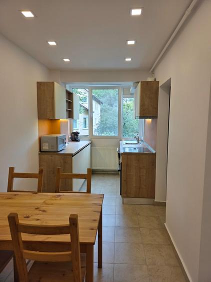Apartament 3 camere Grigorescu str Donat etaj 2 ideal cuplu