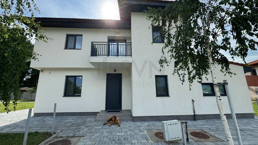 REV2005736 Vila Individuala De Vanzare l Cartier Privat langa Padure