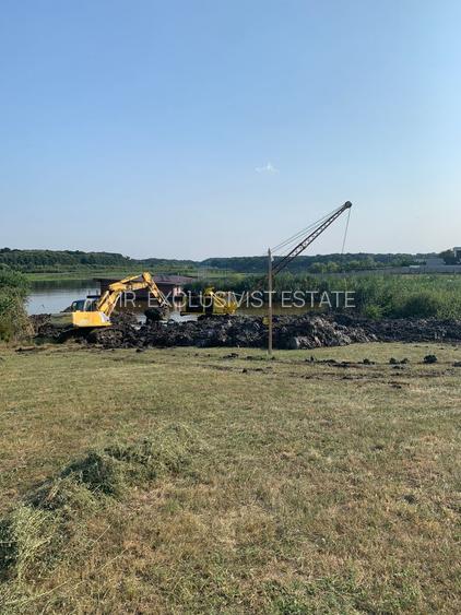 Teren Superb situat pe malul lacului Snagov Silistea la palatul Ginga