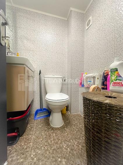 Vilă în Sinaia pe Calea Prahovei, pretabil APARTHOTEL / PENSIUNE - 12