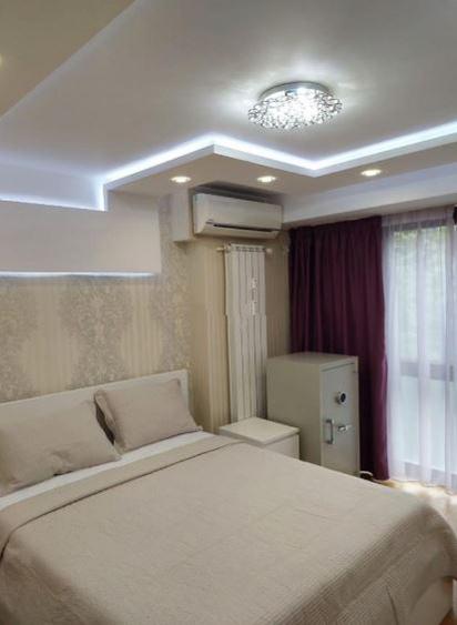 Apartament 4Camere,Uniri,Metrou,et.2/8,DECOMANDAT,2 bai,2 balcoane,mobilat