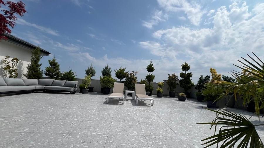 Deasupra tuturor — Penthouse 400 mp cu terasă de 100 mp