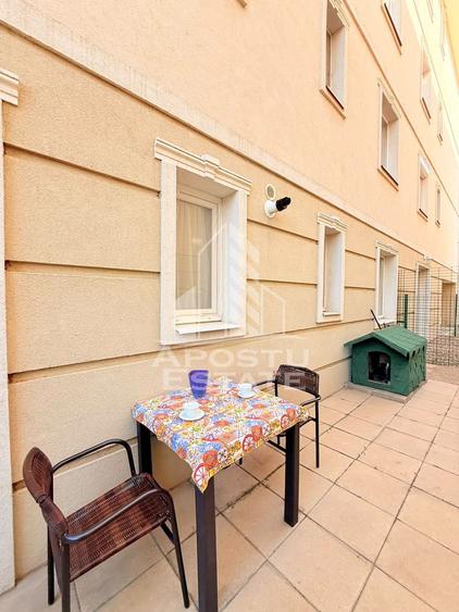 Apartament de inchiriat cu 2 camere si curte-zona Giroc