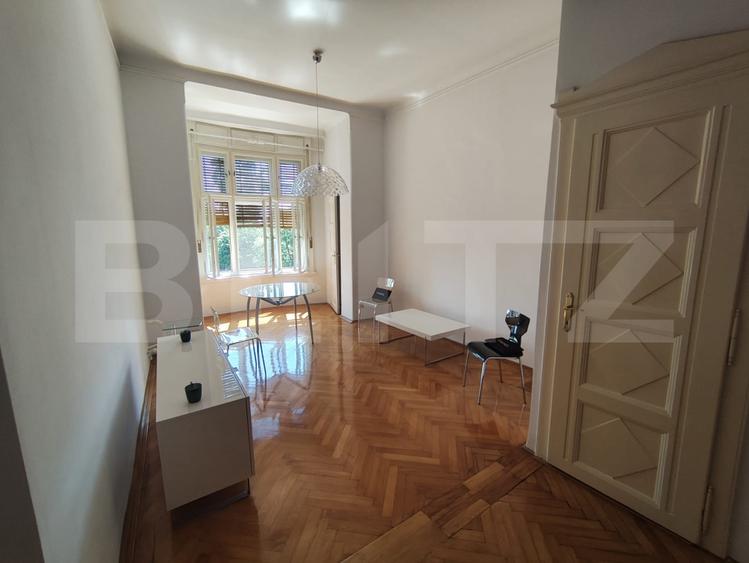 Apartament renovat complet situat in zona ultracentrala in cladire istorica
