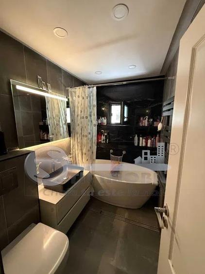 Apartament 3 camere decomandat, renovat premium, 68 mp, 2 băi, Nicolina