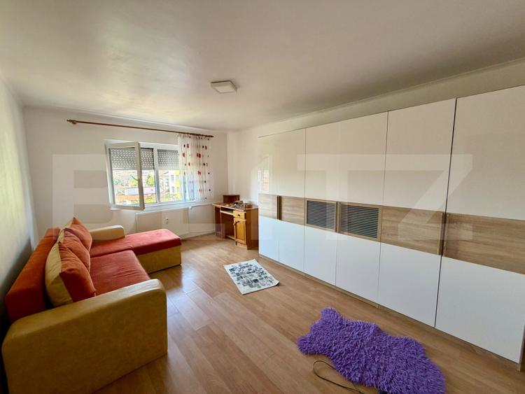 Apartament de vanzare, 2 camere decomandat, Stefan cel Mare